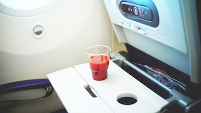 Un jus de tomate, s'il vous plaît