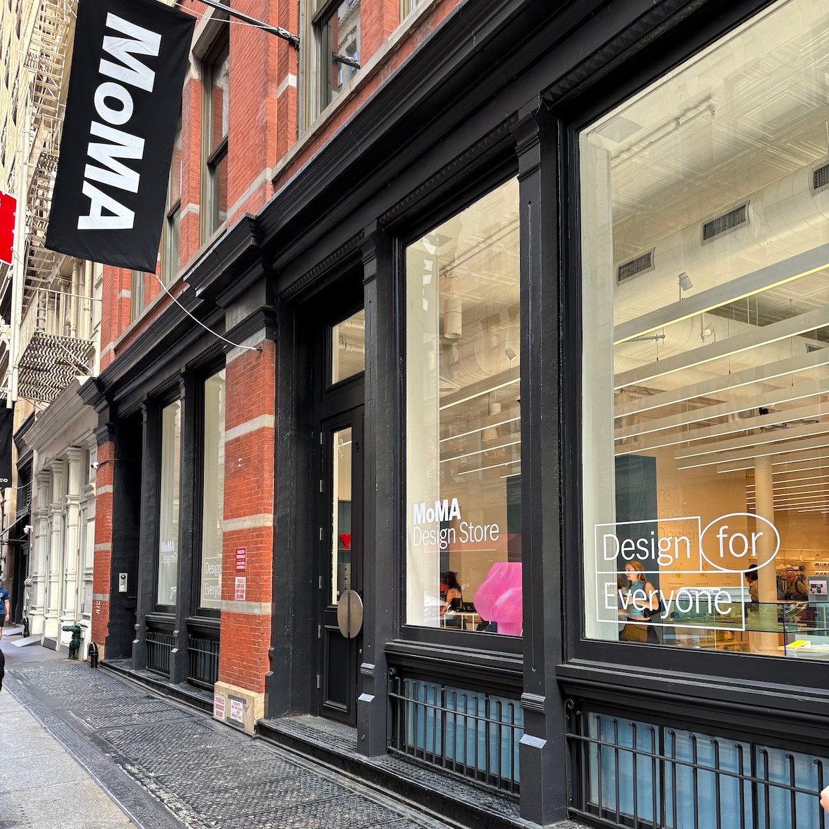 Horace débarque au MoMA Design Store de Soho, à New York