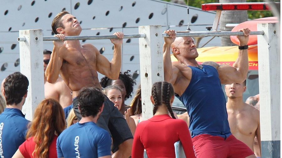 Zac Efron et The Rock se préparent