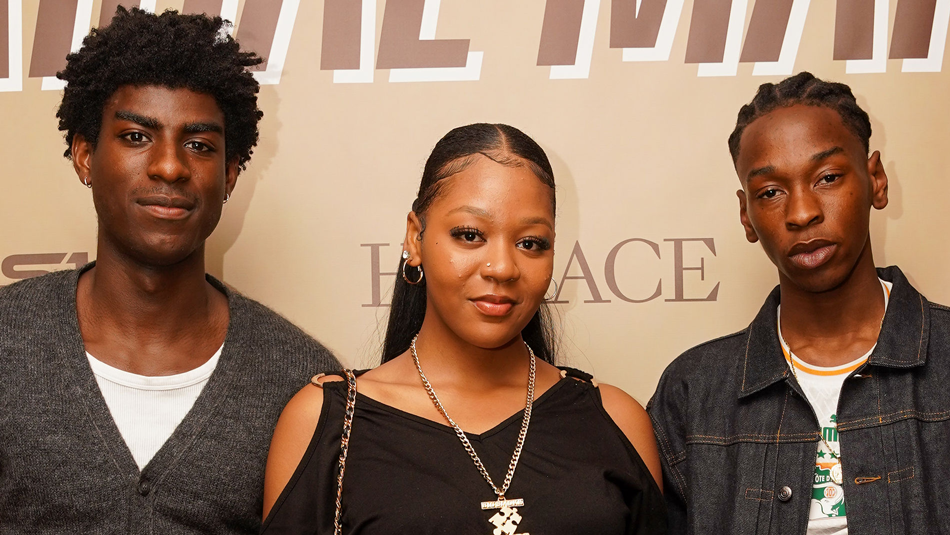 Skepta et le casting de « Tribal Mark » parlent soins, Français et bien sûr de « Tribal Mark ».