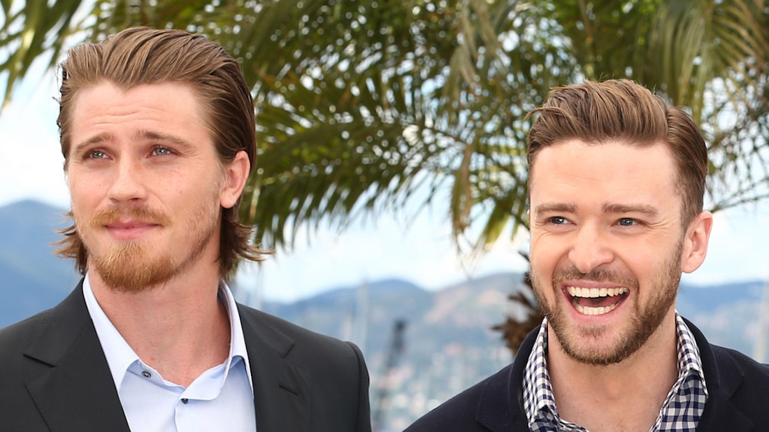 Peigne, brosse ou main : avec quel outil faut-il se coiffer ? 