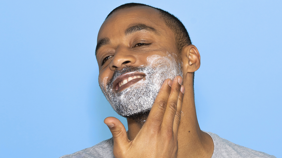 Comment ne plus mettre des poils partout en se rasant