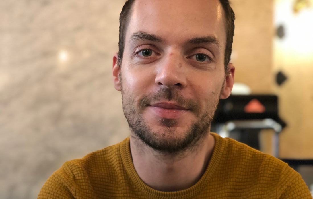 “En tant qu’homme, j’ai franchi le cap et je suis allé chez l’esthéticien.ne” 