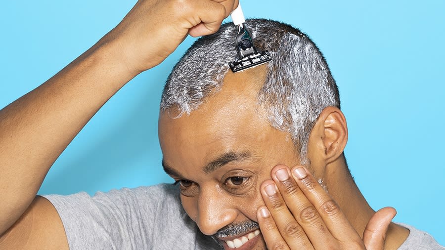 Maîtrisez le rasage du crâne