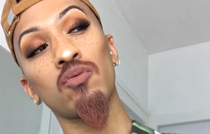 “Comment le maquillage est devenu une échappatoire à mon quotidien”