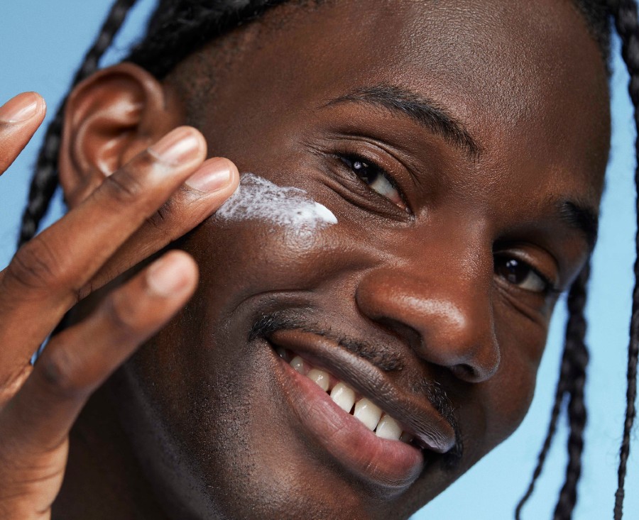 What’s the difference between dry skin and dehydrated skin?